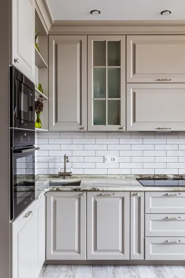 Кухонный гарнитур в классическом стиле