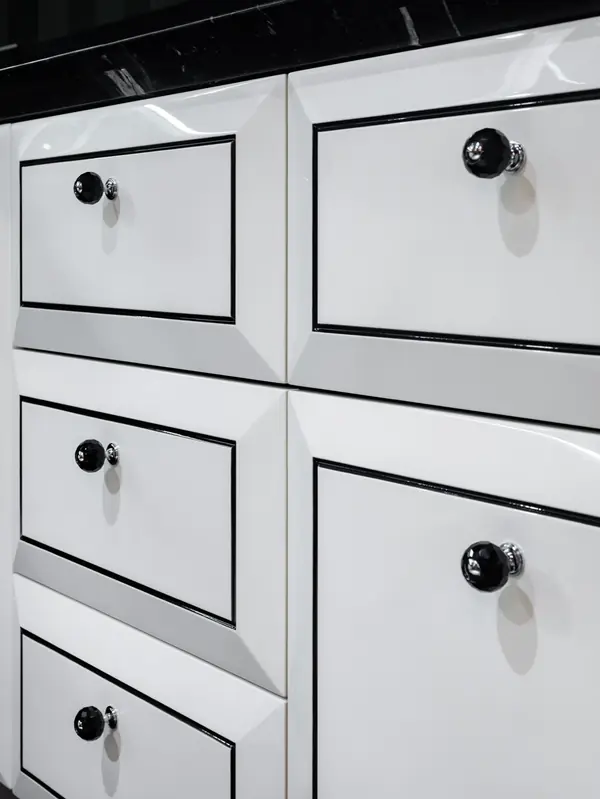 кухня ультраглянец / lady