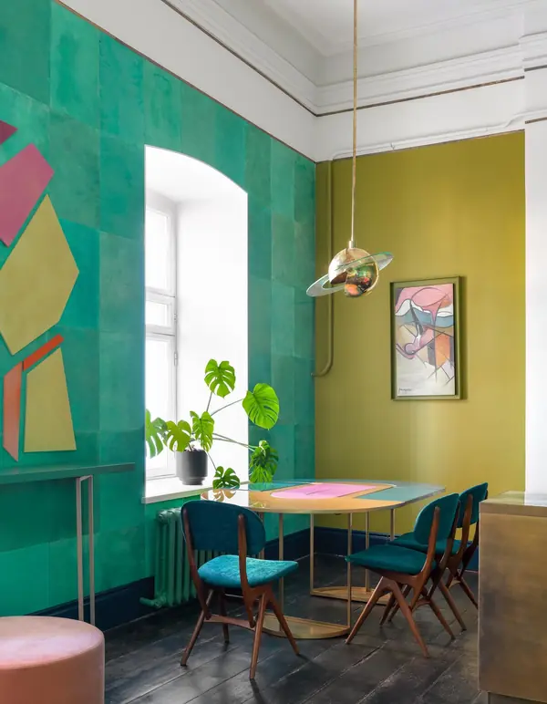Bright apartment with a very bold design