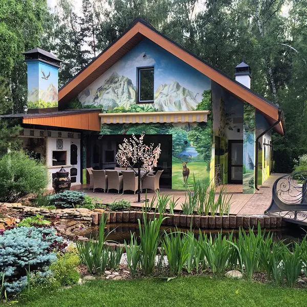 Гостевой домик и погребок в загородном поселке в Подмосковье