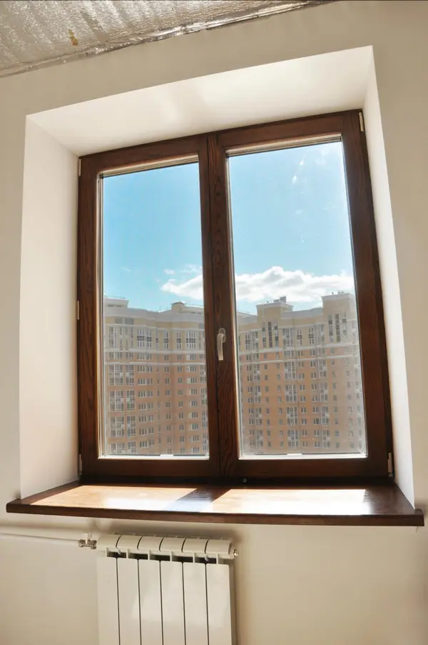 Остекление квартиры на Радиальной (дерево-алюминиевые окна)