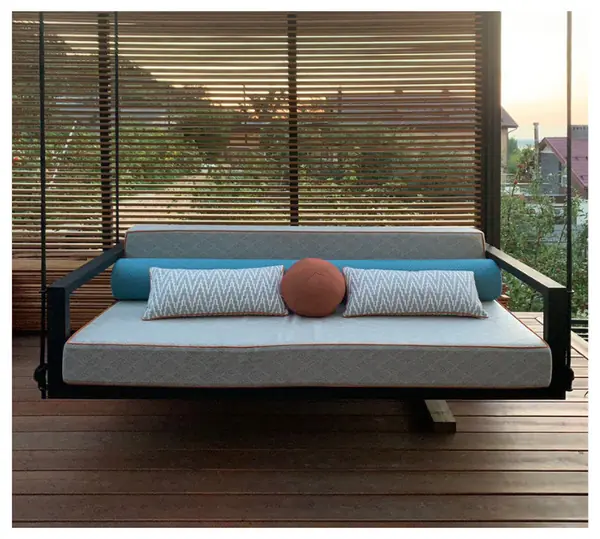 Терраса с видом на Гребной канал