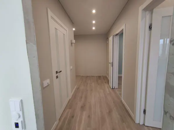 Просторный коридор