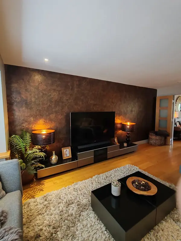 Акцентная стена Венецианская декоративная штукатурка