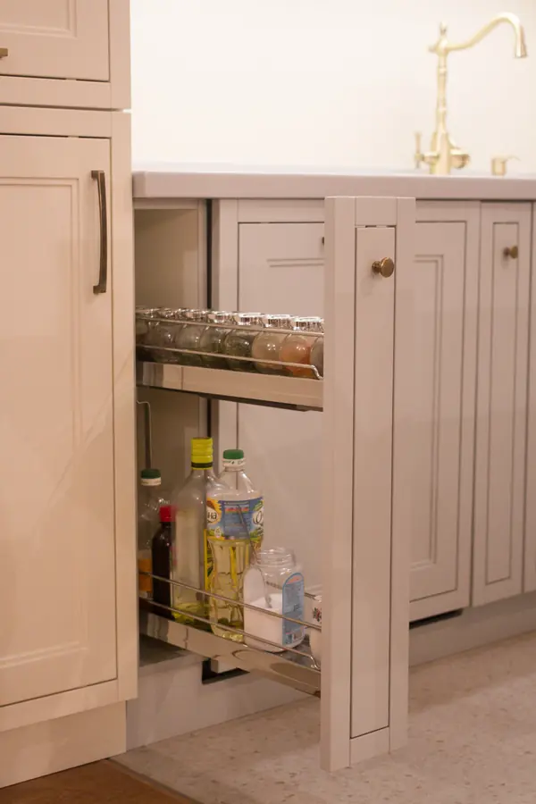 Бело-серая кухня в Москве