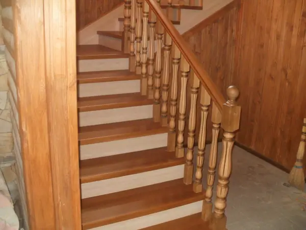 Лестница из Бука