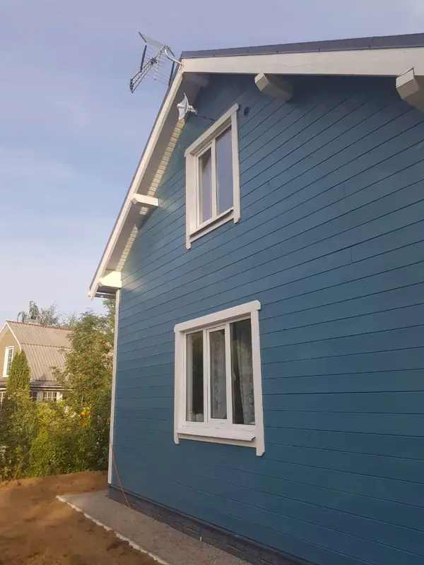 Покраска деревянного дома в п.Извара