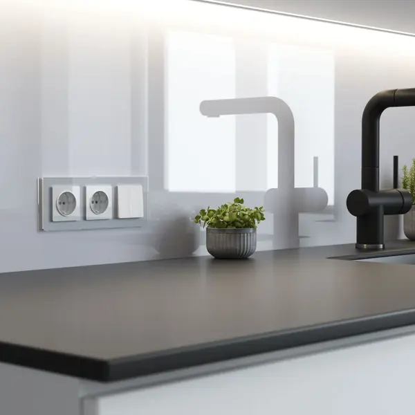 Белые акриловые механизмы