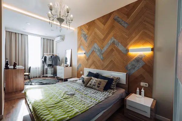 Дерево и бетон