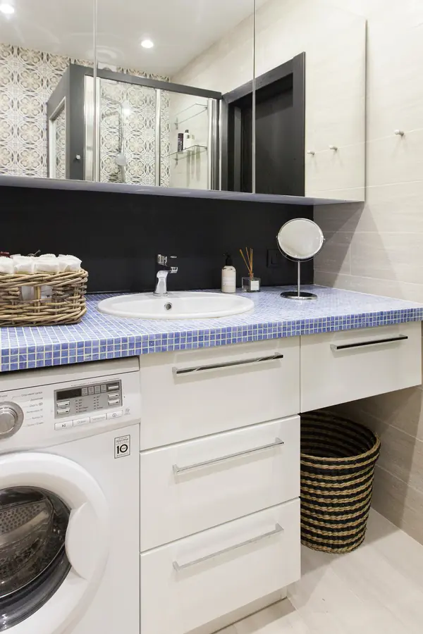 35: кухня в коридоре и спальня в нише