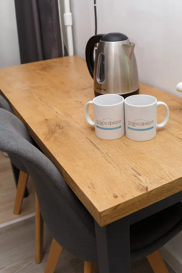 Кухня современная в двух цветах