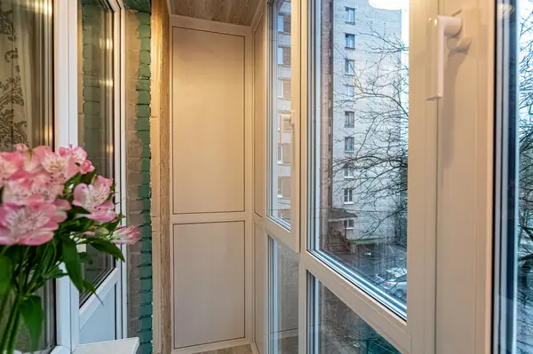 Остекление Балконов и лоджий с отделкой