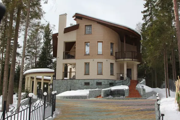 Вартемяги коттедж