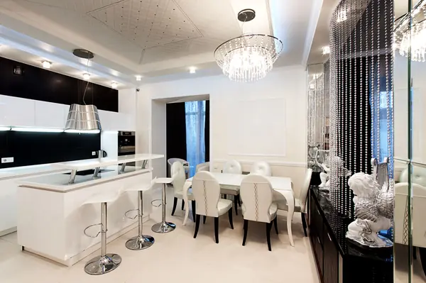 Квартира на ул.Кирова Черно-белое