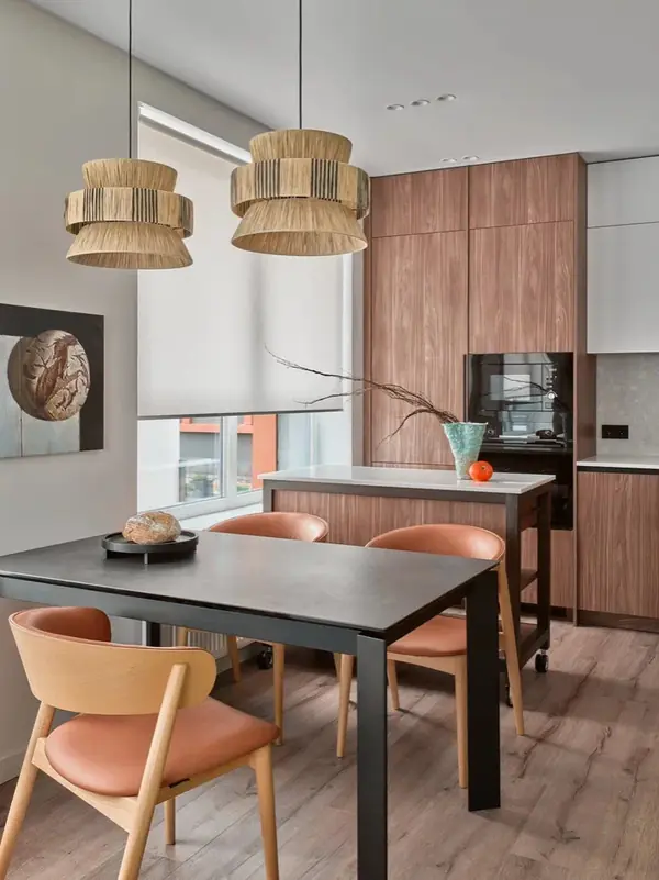 Кухня с мобильным островом