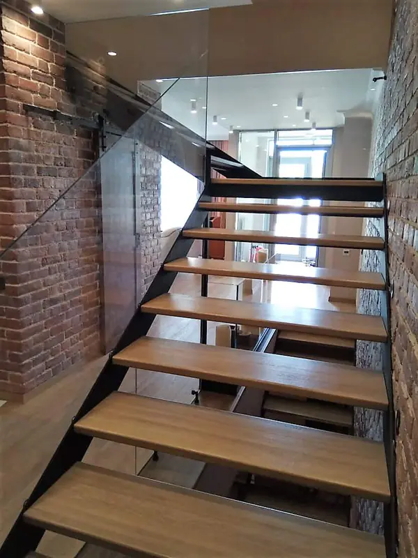 Лестница в интерьере в стиле Лофт