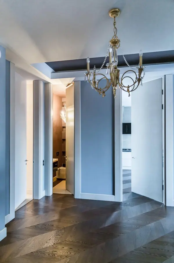 Шоколадное настроение. Интерьер двухэтажного дома в стиле фьюжн