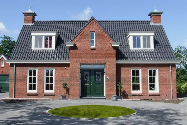 Кирпич ручной формовки Roben