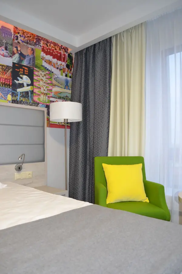 "Мы верим твердо в героев спорта"