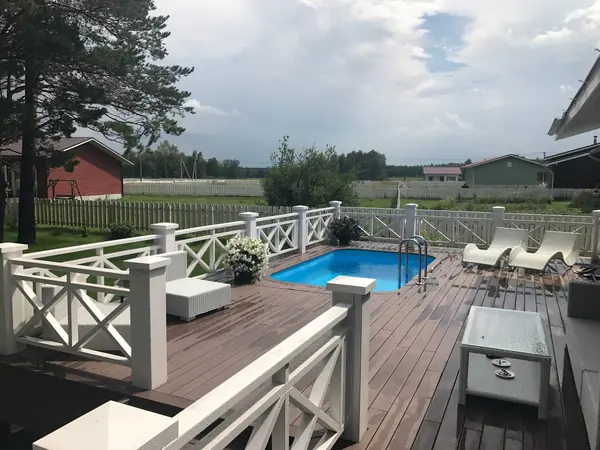 Во дворе наших домов