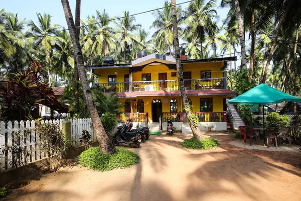 Houses.Exterior.Architecture.