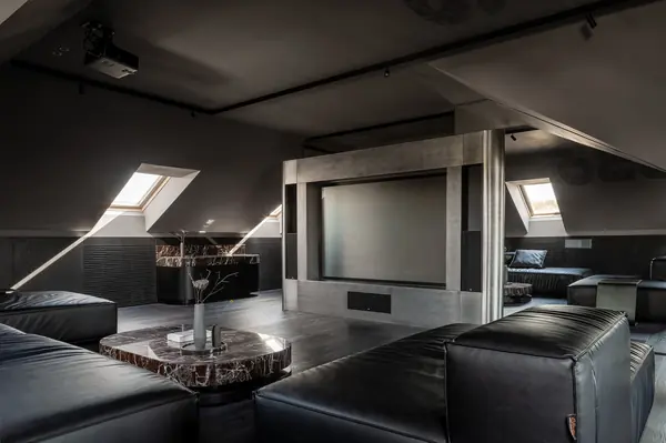 Мансарда в параллельной реальности