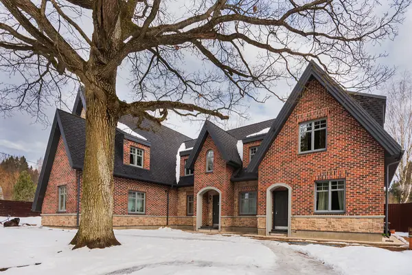 Загородный дом в стиле Тюдор