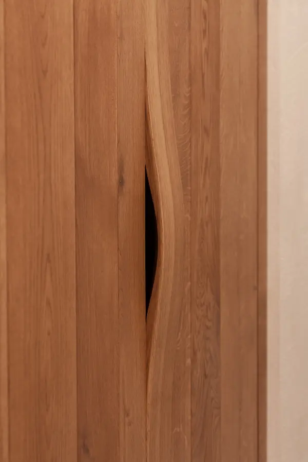 Встроенный шкаф в прихожей