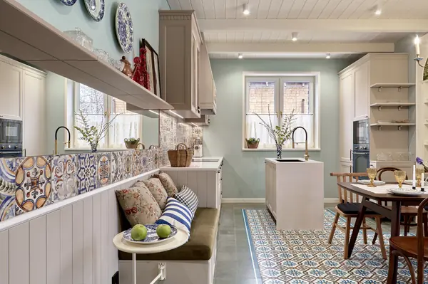 Кухня с котельной в шкафу