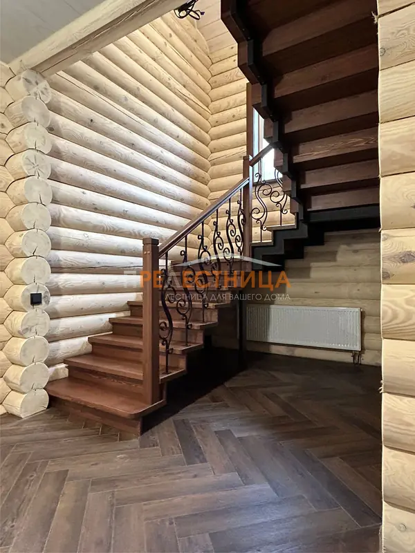 Лестница на второй этаж Тандем-34