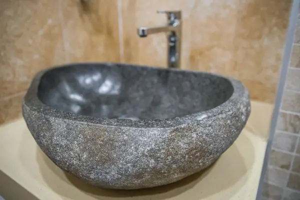 КВАРТИРА НА ЗАОЗЕРНОЙ УЛИЦЕ