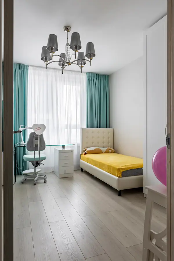 "Всплески жизни". Дизайн 3-х комнатной квартиры в современном стиле.