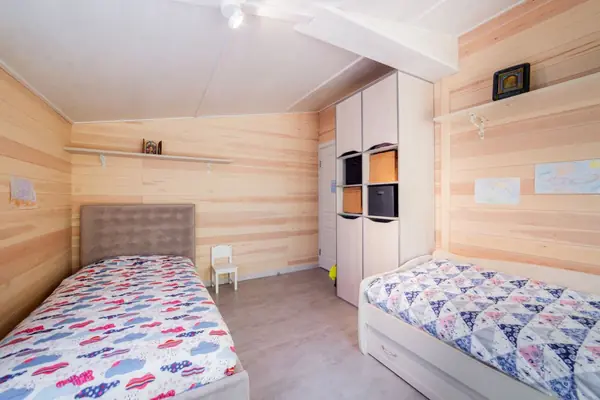 Детская комната с мебелью для двоих детей