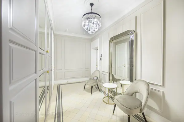 Добротная и умеренная классика на площади 160м2