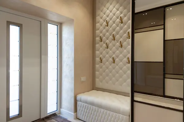 Дом с бассейном