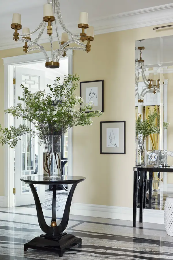 ДВУХЭТАЖНАЯ КВАРТИРА 154 КВ.М НА ПАТРИКАХ