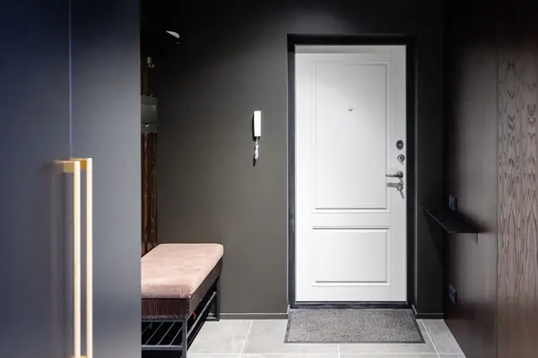 БРУТАЛЬНЫЙ МИНИМАЛИЗМ