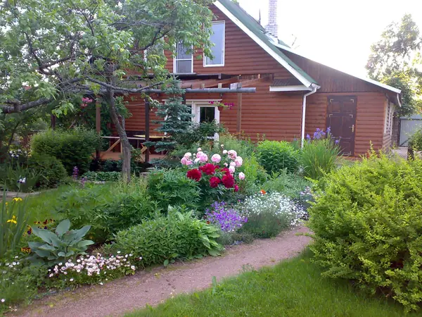 Усадебный семейный сад