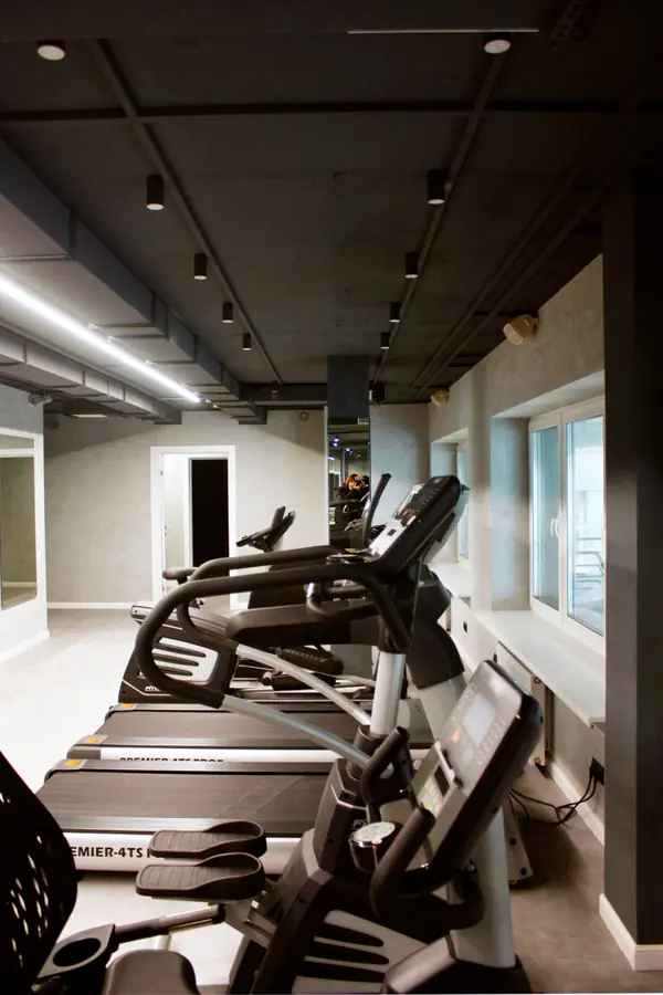 Фитнес-клуб