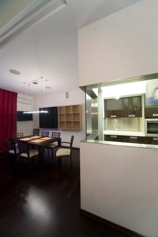 Жилая квартира. г. Киев. "Игра контрастов"