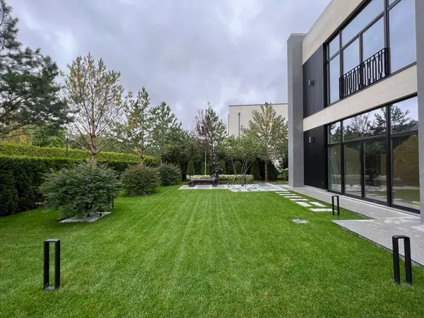 Сад в квадрате