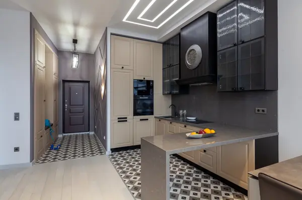 Квартира у метро Чертановская, этаж 20