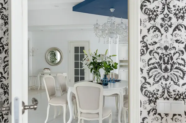 БЕЛОСНЕЖНАЯ ОПОЧИВАЛЬНЯ