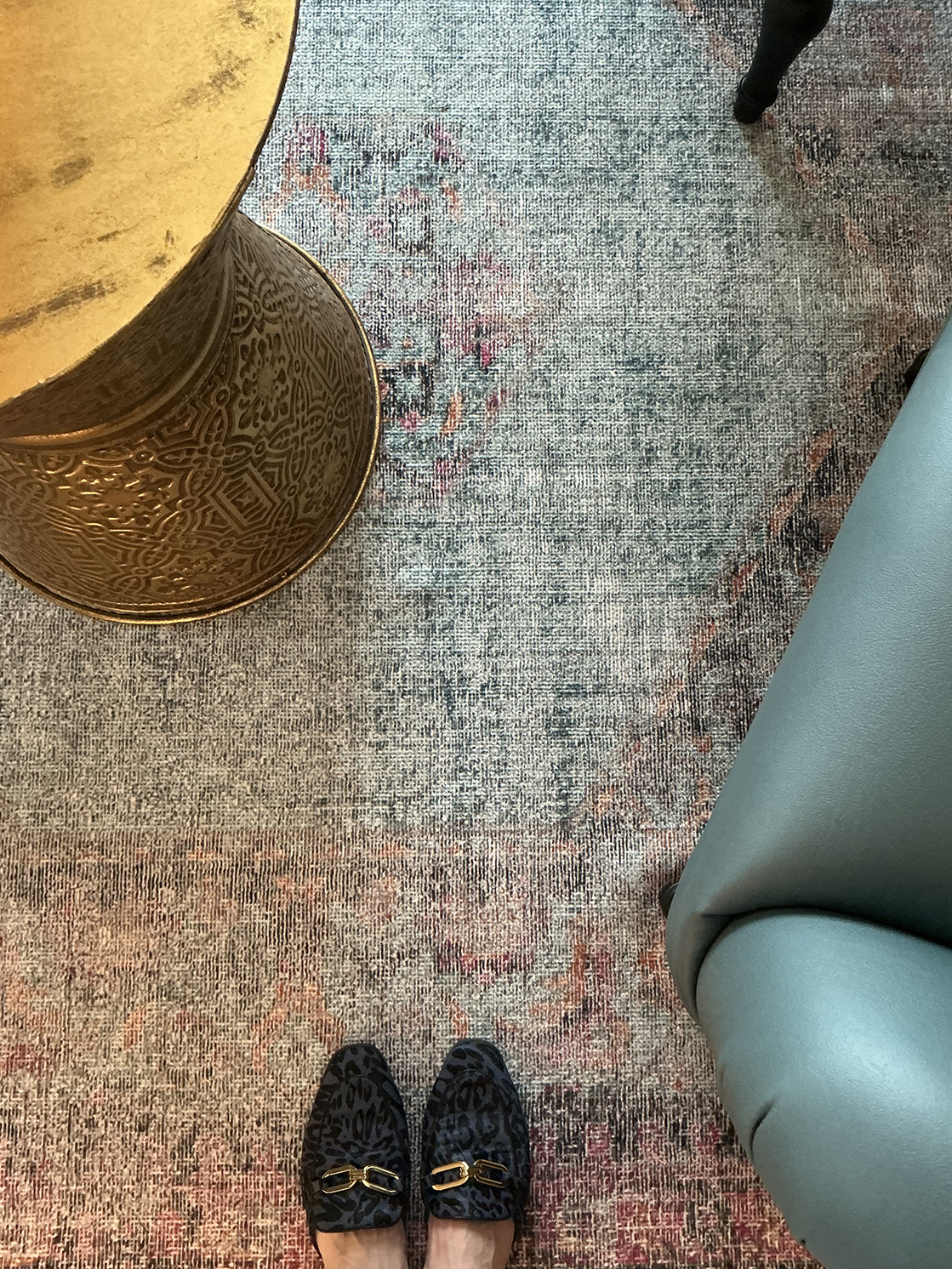 Бревенчатый дом с баней