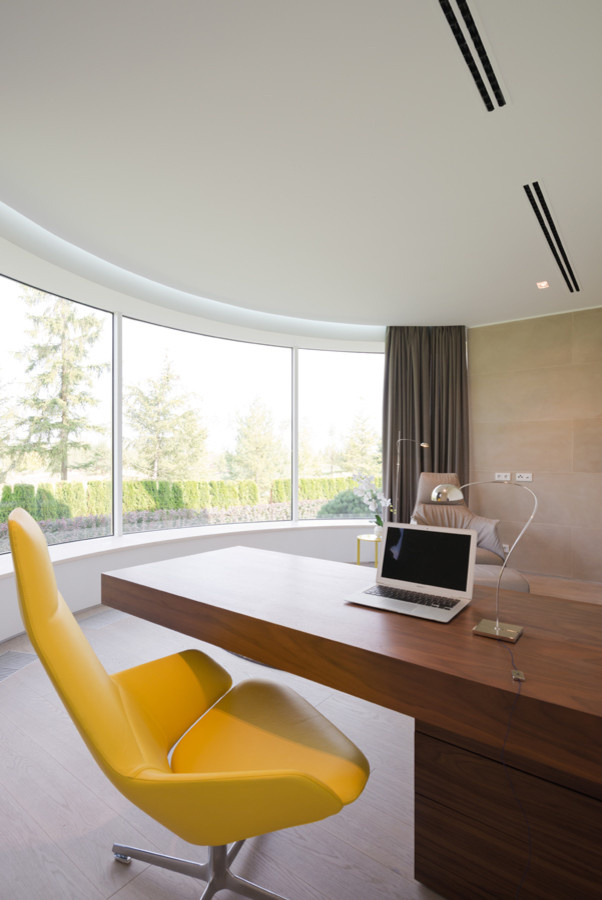 VILLA IN AGALAROV ESTATE