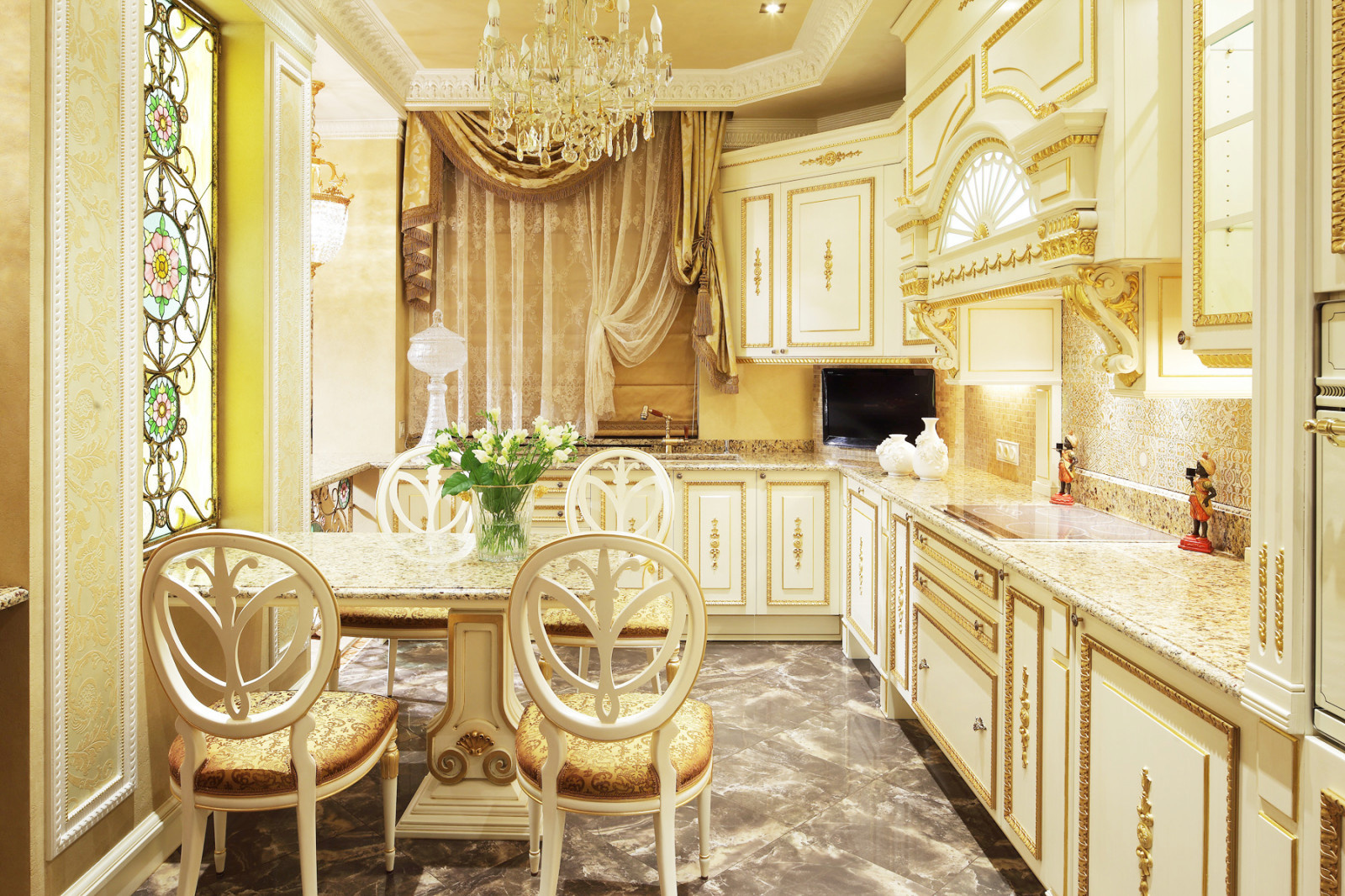 Apartment in Moscow II