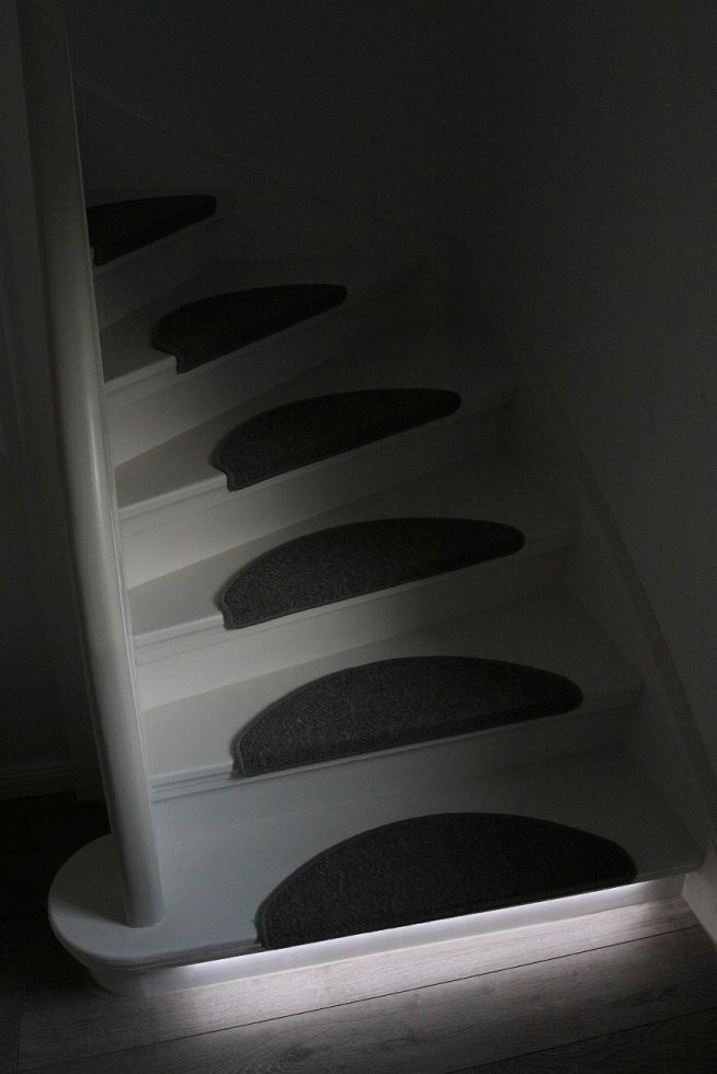 led stairs