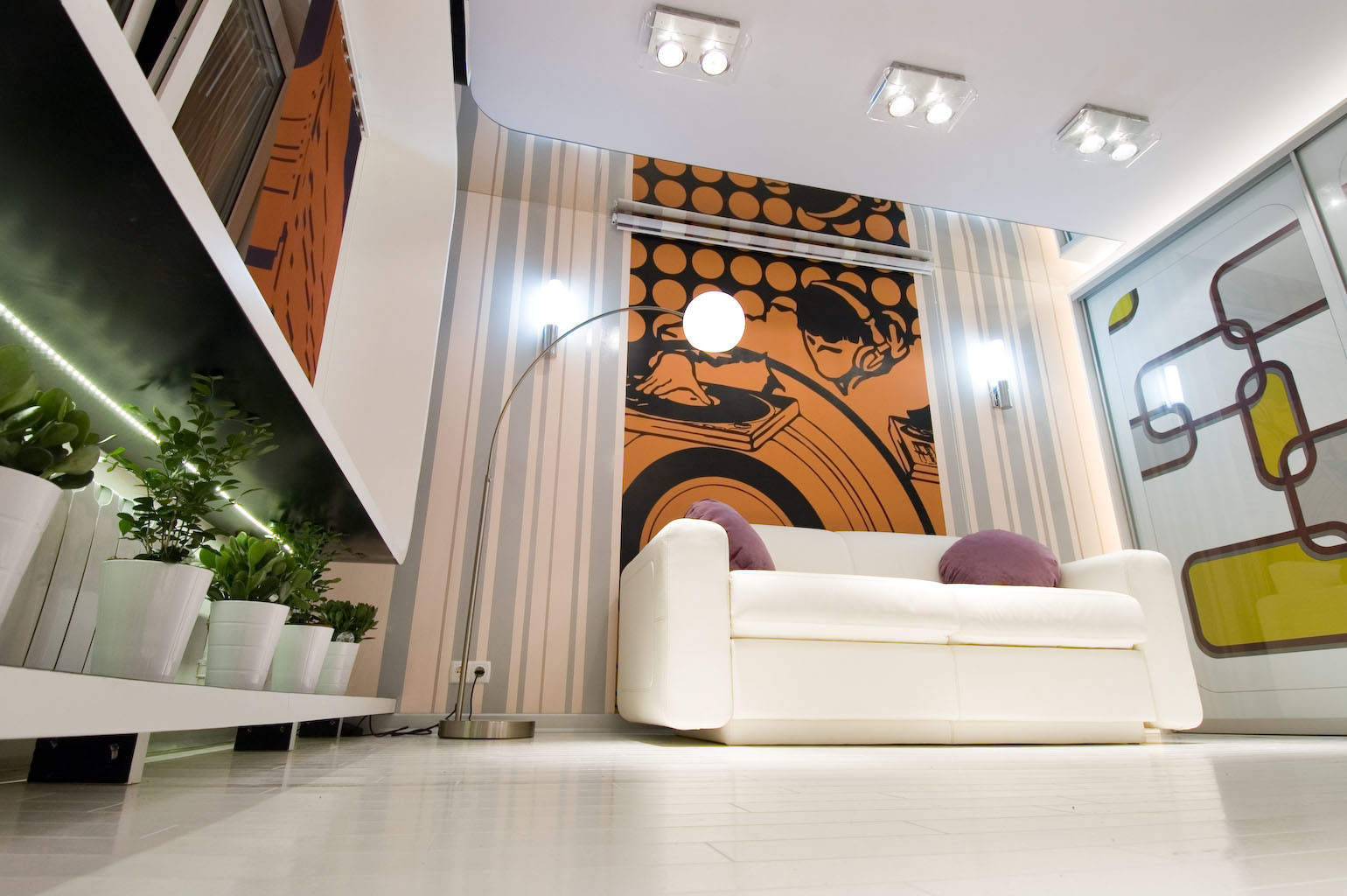 Universal drawing-room