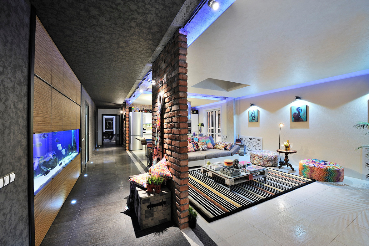 LOFT
