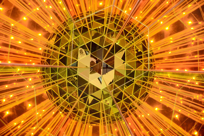 Держите тон: Как выбрать произведение искусства по его цвету